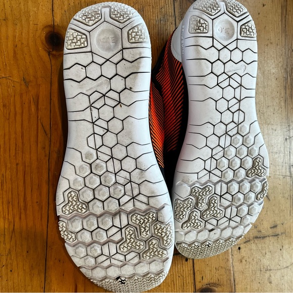 Nike Free Trainer 3.0 V4 Tumbled Grey Total Orange - Picture 12 of 12